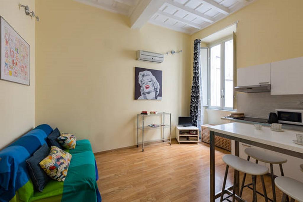 Casa Vacanze Colosseum By Alice Рим Екстериор снимка