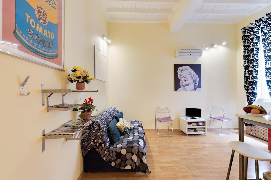 Casa Vacanze Colosseum By Alice Рим Екстериор снимка